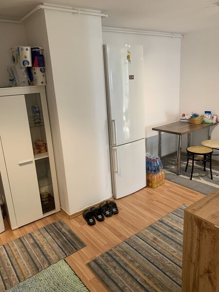 Obor, Colentina, Doamna Ghica, situat in complexul Rose Garden,