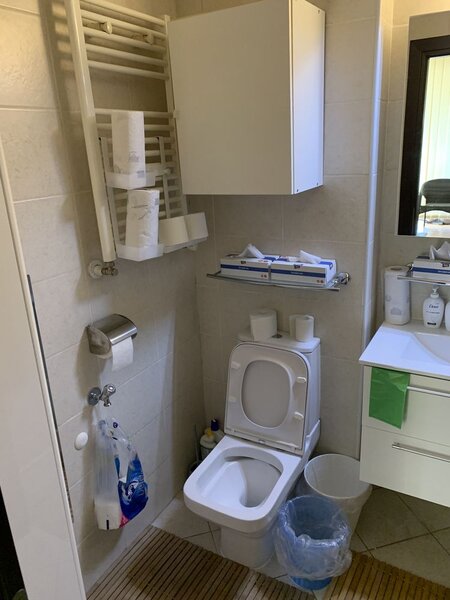 Obor, Colentina, Doamna Ghica, situat in complexul Rose Garden,